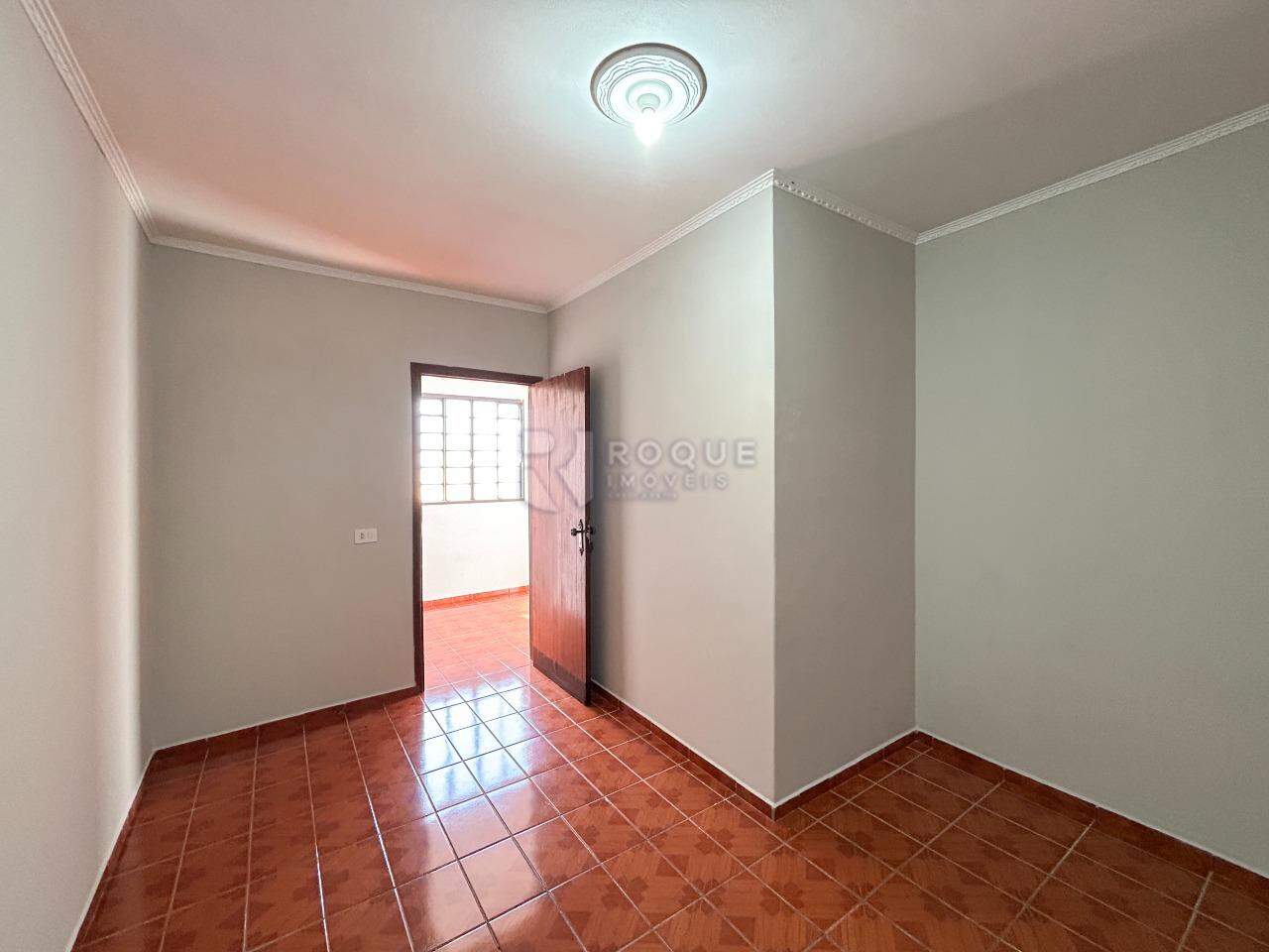 Casa Residencial para aluguel no bairro Jardim Ouro Verde: Dormitório 2 segundo andar