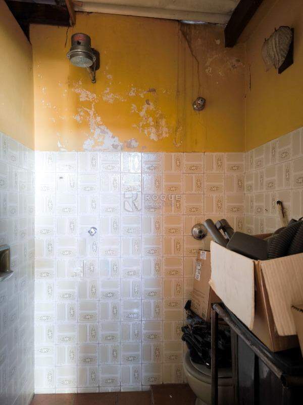 Casa Residencial à venda no bairro Jardim São Manoel: BANHEIRO EXTERNO