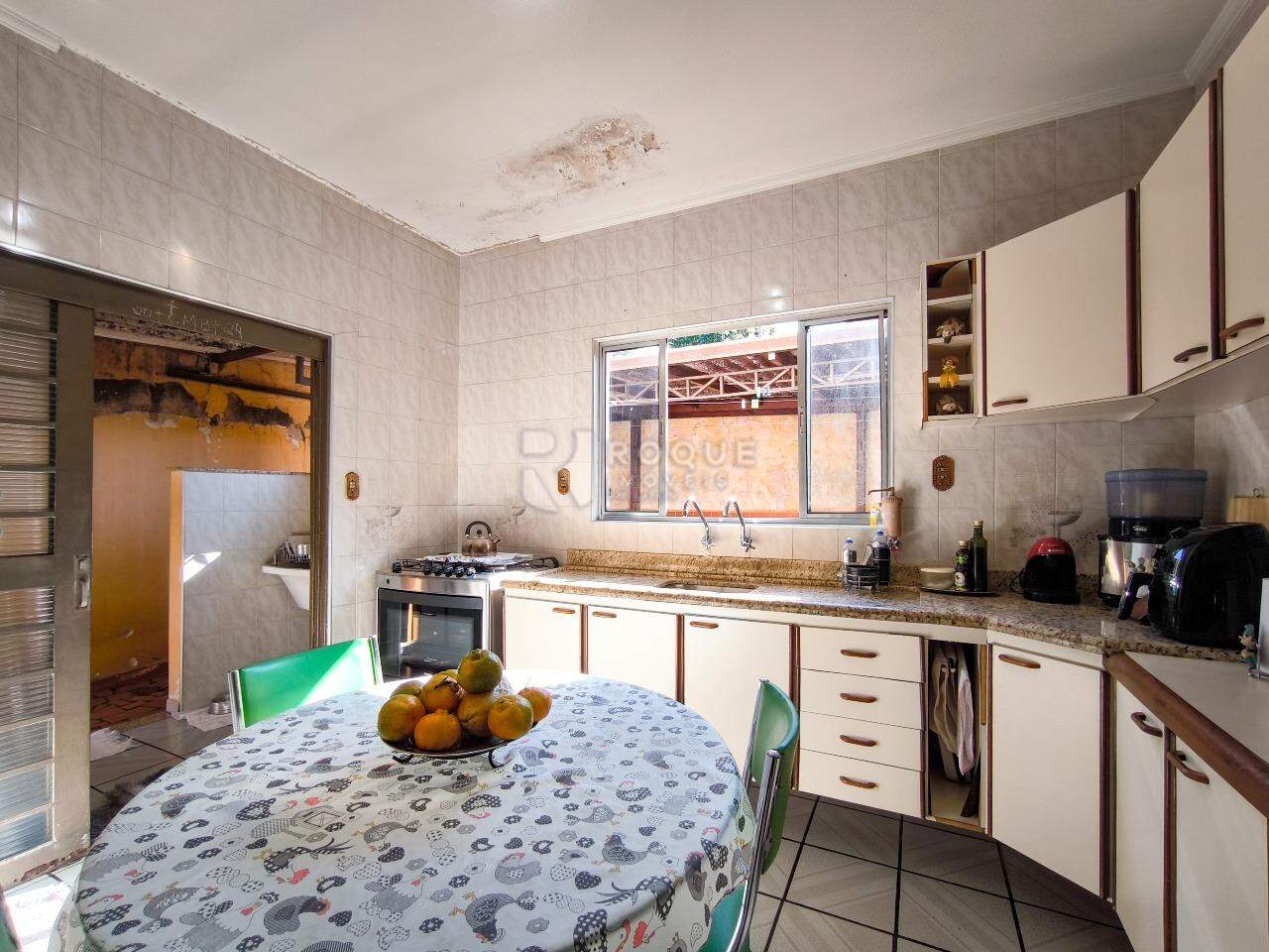 Casa Residencial à venda no bairro Jardim São Manoel: COZINHA