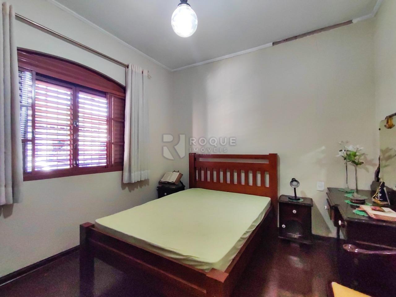 Casa Residencial à venda no bairro Centro: DORMITÓRIO 1