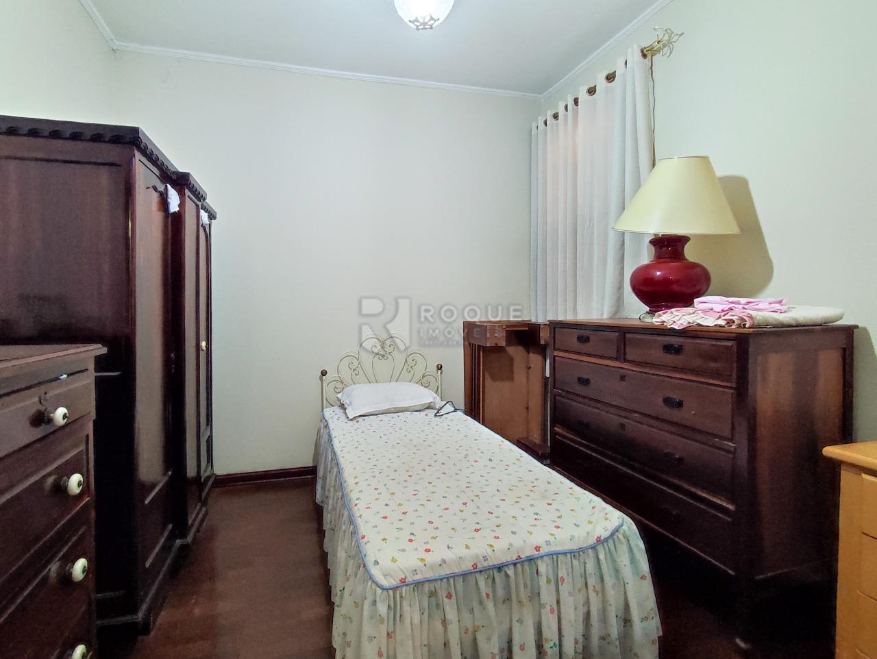 Casa Residencial à venda no bairro Centro: DORMITÓRIO 2