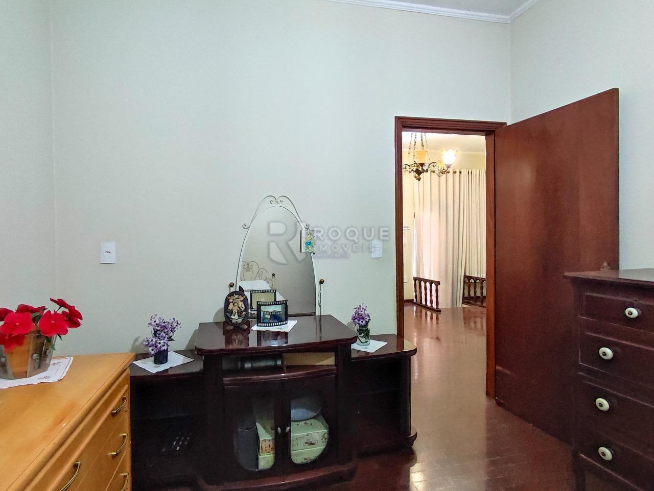 Casa Residencial à venda no bairro Centro: DORMITÓRIO 2