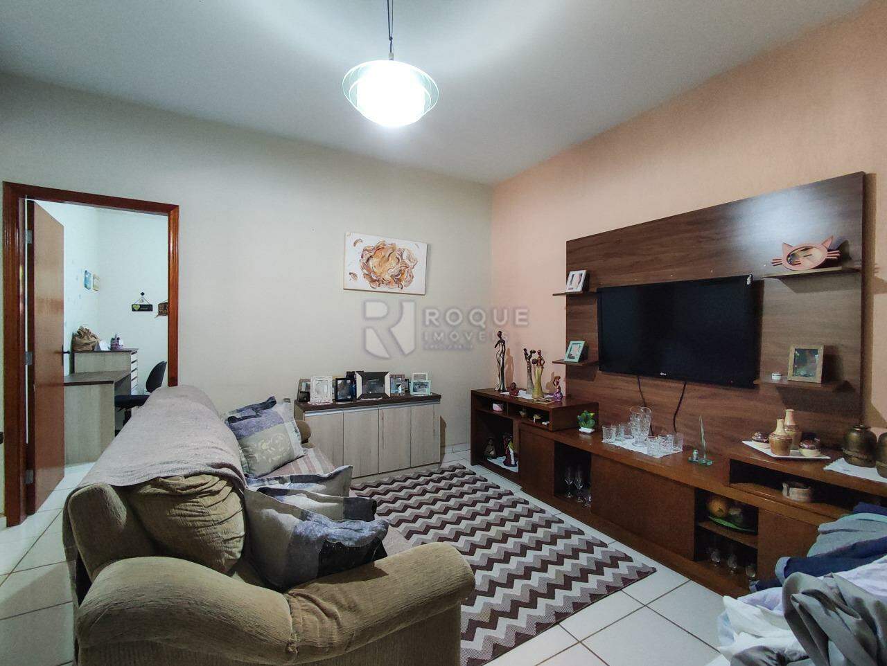 Chácara à venda no bairro Pires de Baixo: SALA DE ESTAR