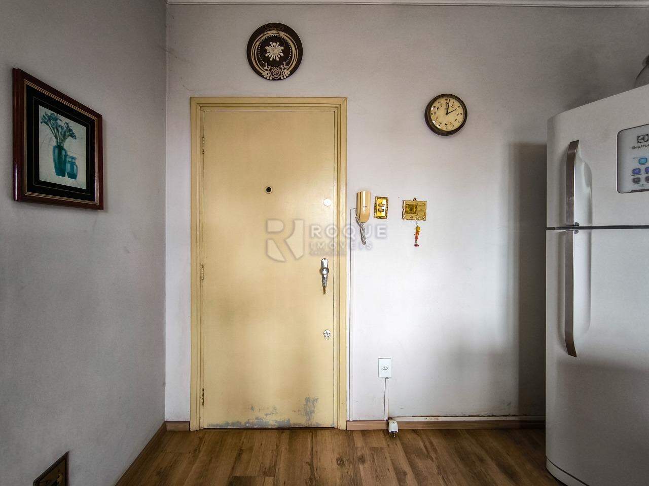 Apartamento à venda no bairro Centro: ENTRADA