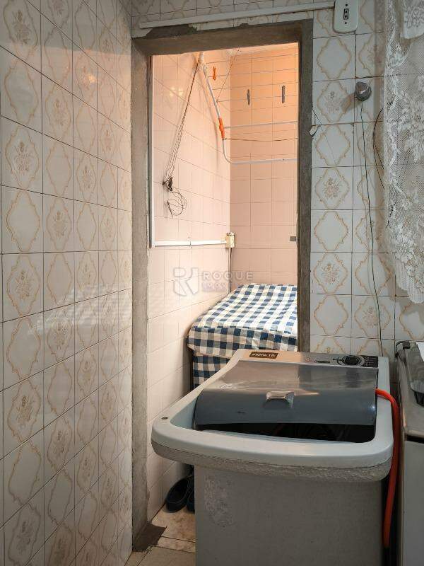 Apartamento à venda no bairro Centro: LAVANDERIA