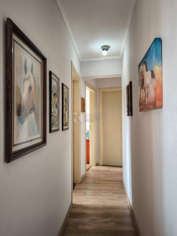 Apartamento à venda no bairro Centro: CORREDOR INTERNO