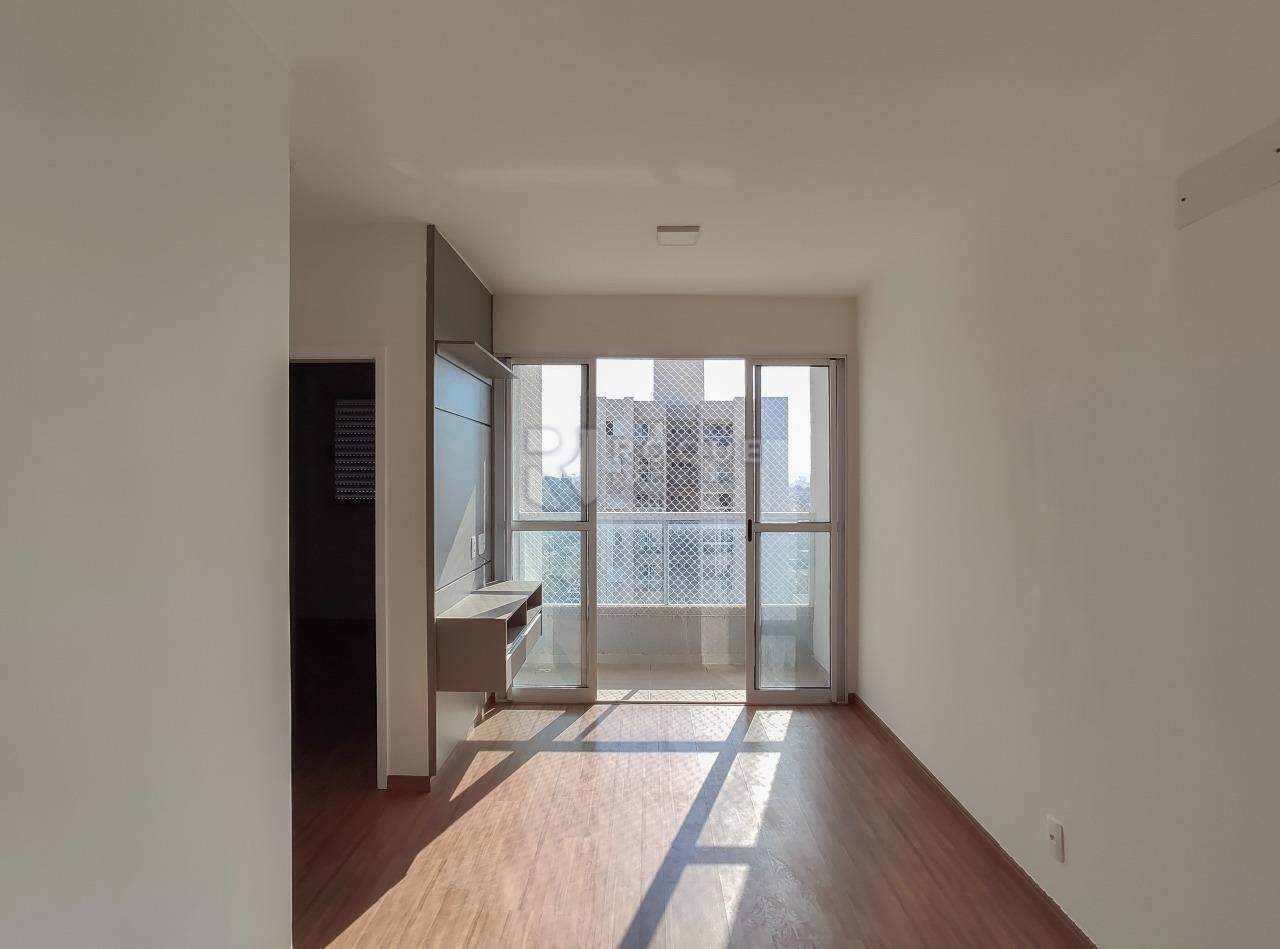 Apartamento para aluguel no bairro Vale das Esmeraldas: Sala 