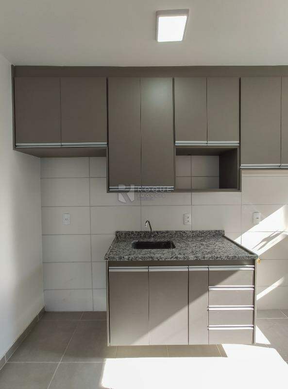 Apartamento para aluguel no bairro Vale das Esmeraldas: Cozinha