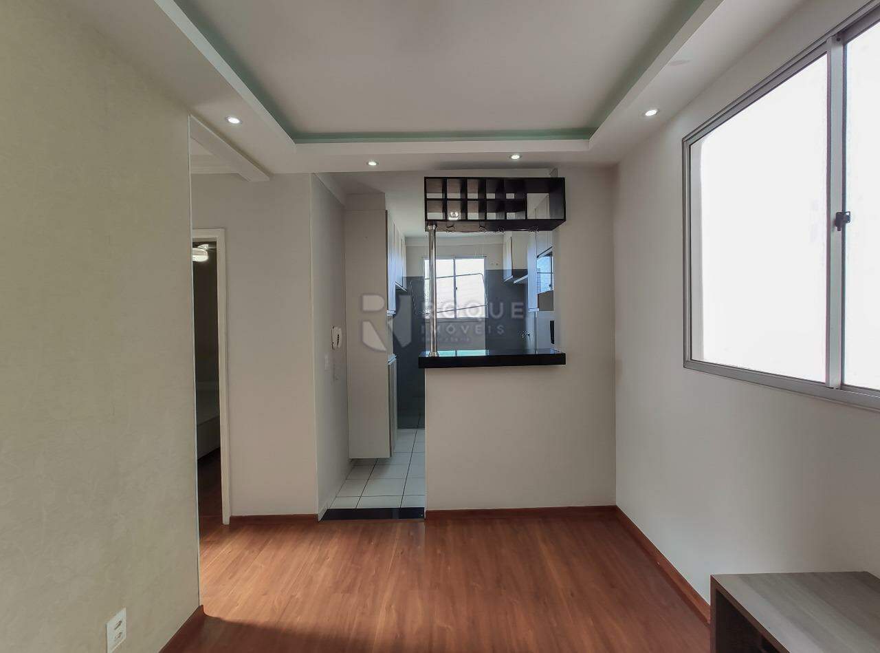 Apartamento para aluguel no bairro Residencial Villa do Sol: Sala 