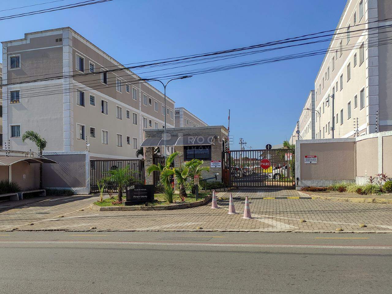 Apartamento para aluguel no bairro Residencial Villa do Sol: Fachada