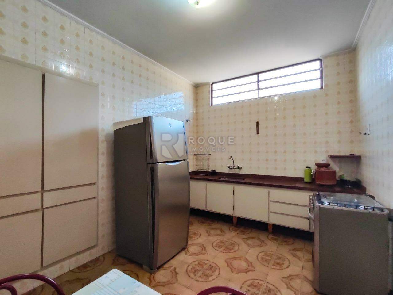 Casa Residencial para aluguel no bairro Centro: COZINHA