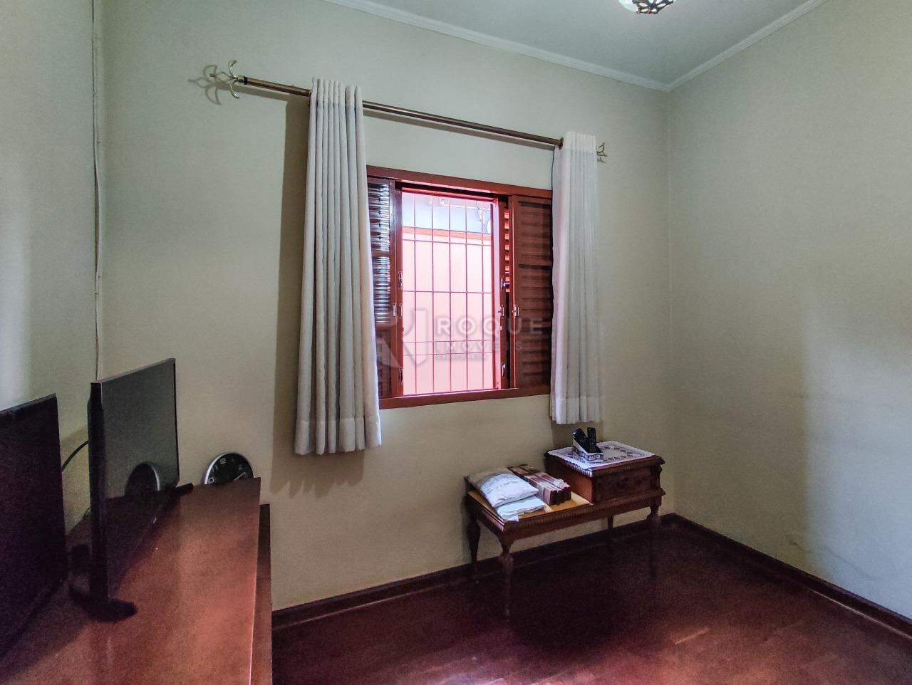 Casa Residencial para aluguel no bairro Centro: DORMITÓRIO 3