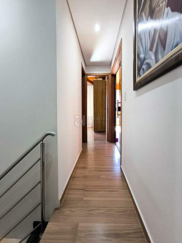 Casa em condomínio à venda no bairro Bairro dos Pires: PISO SUPERIOR