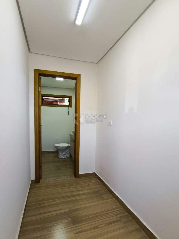Casa em condomínio à venda no bairro Bairro dos Pires: LAVABO