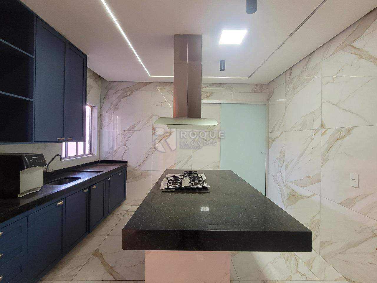Casa Residencial para aluguel no bairro Parque Residencial Santa Eulália: Cozinha
