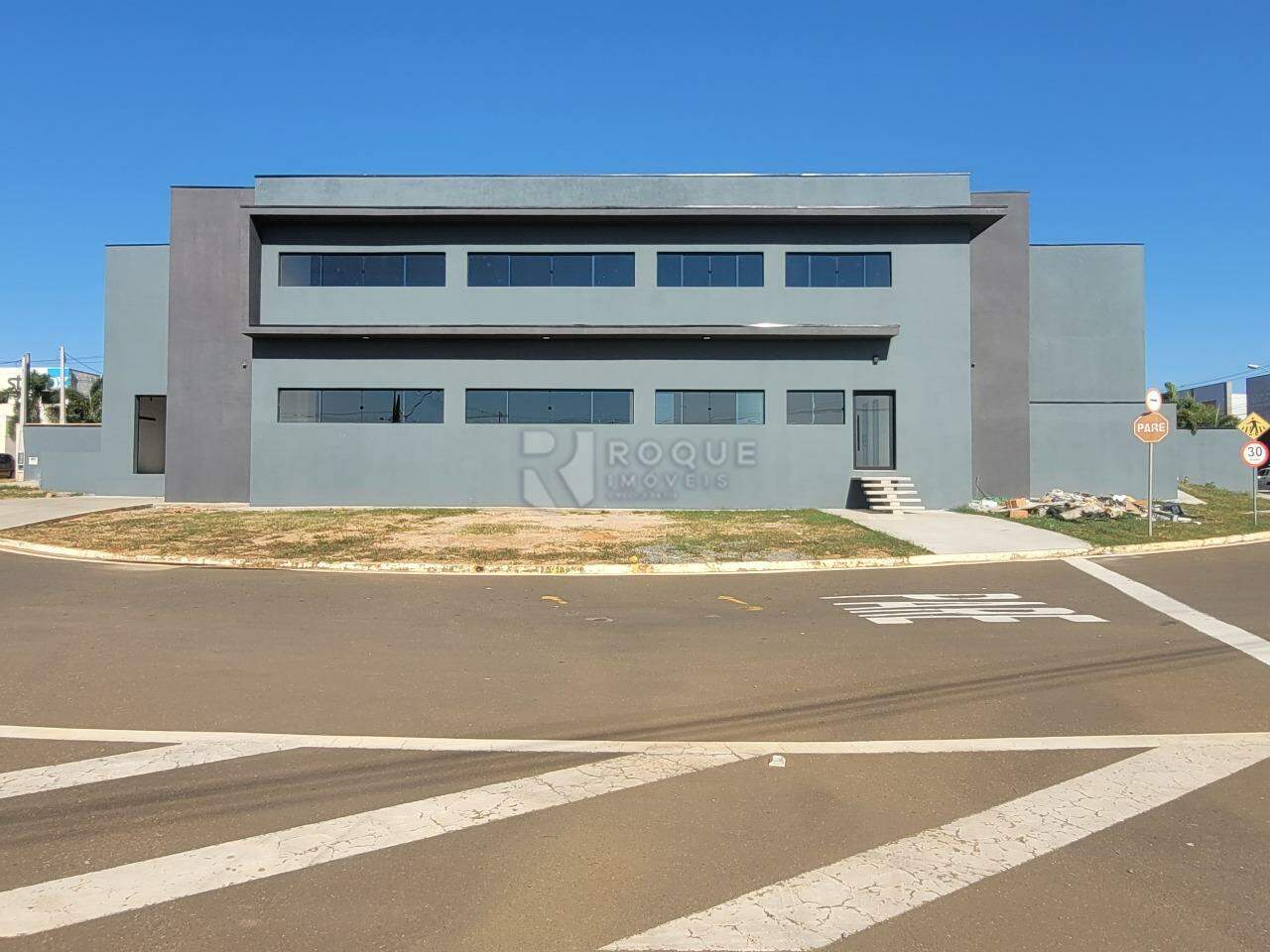 Barracão/Galpão para aluguel no bairro Centro Industrial de Limeira CIL: Fachada
