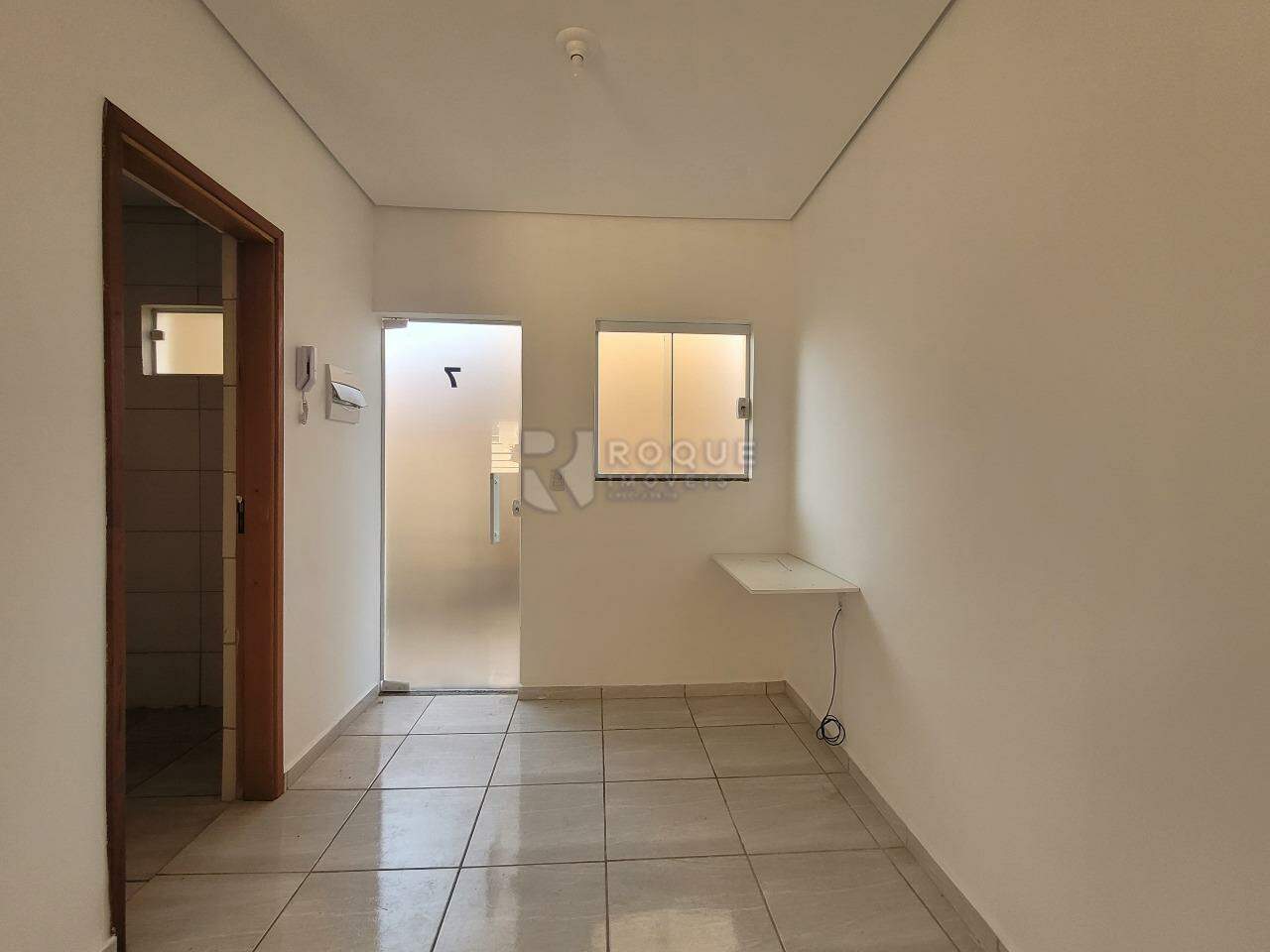 Kitnet para aluguel no bairro Jardim Cidade Universitária I: Lavanderia 