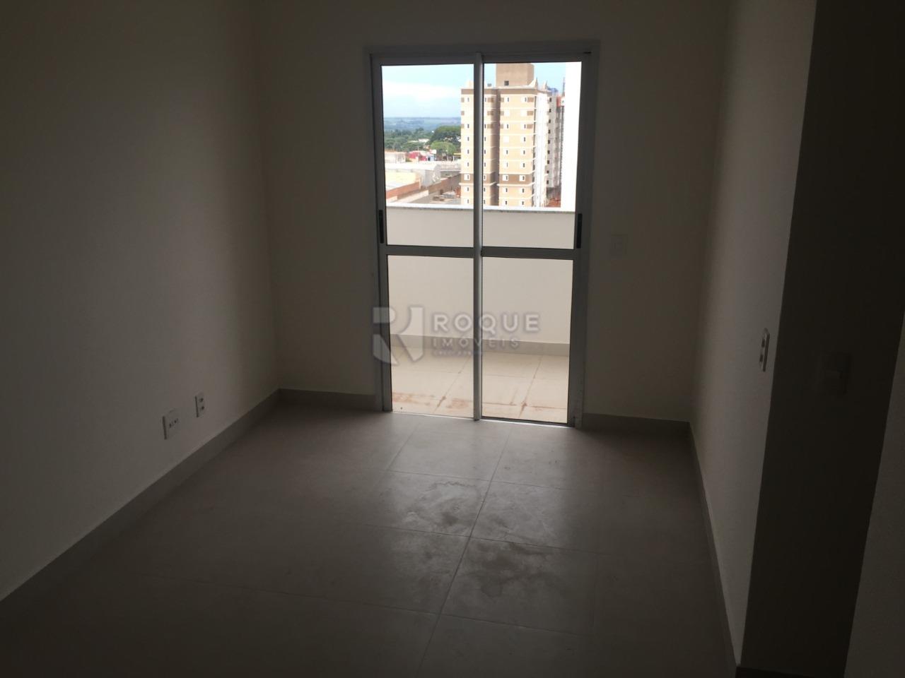 Apartamento à venda no bairro Chácaras Antonieta: 