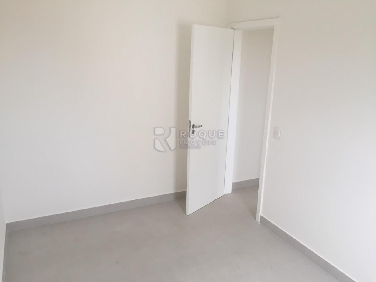 Apartamento à venda no bairro Chácaras Antonieta: 