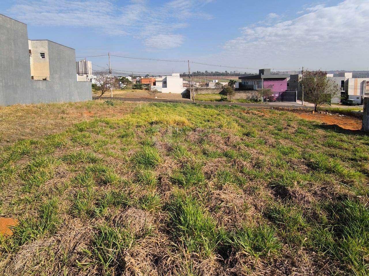Terreno à venda no bairro Jardim Cidade Universitária I: 