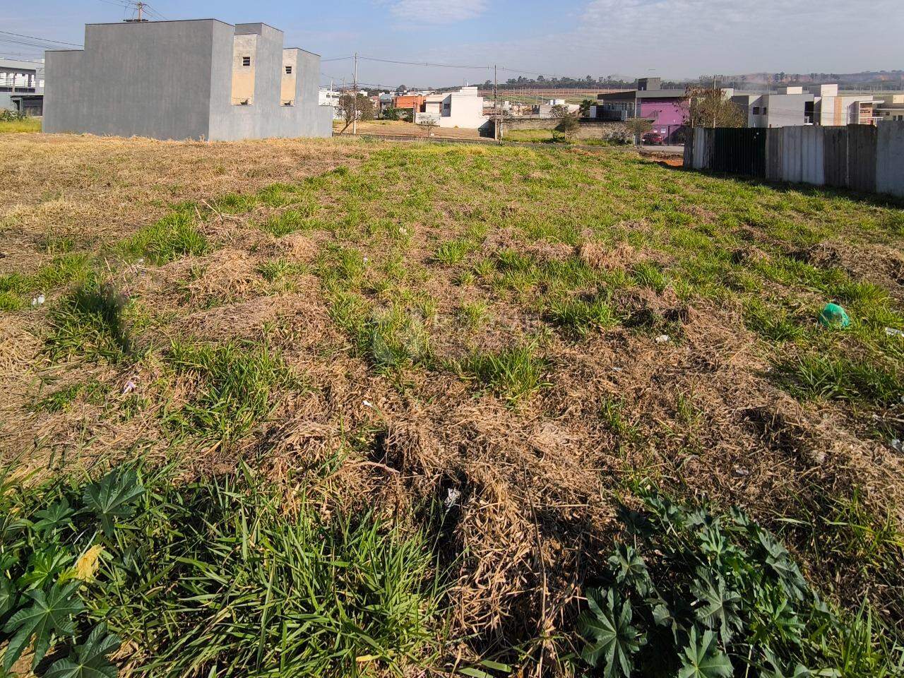 Terreno à venda no bairro Jardim Cidade Universitária I: 
