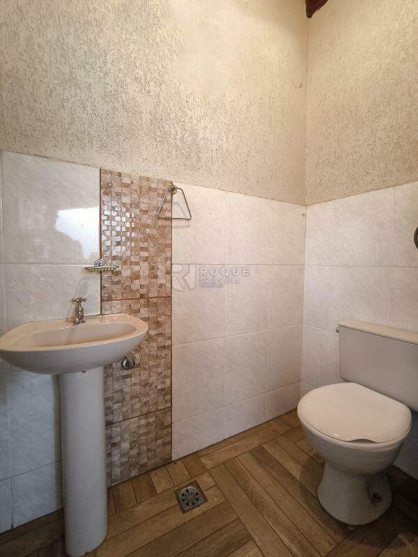 Casa Residencial à venda no bairro Jardim Nova Europa: BANHEIRO SOCIAL EXTERNO