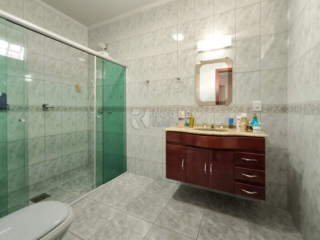 Casa Residencial à venda no bairro Jardim Nova Europa: WC SUÍTE