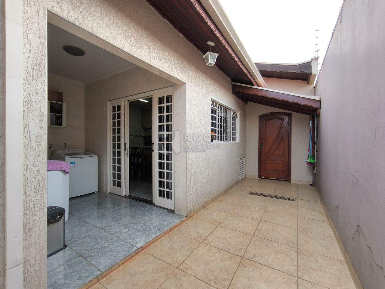 Casa Residencial à venda no bairro Jardim Nova Europa: ÁREA DE SERVIÇO