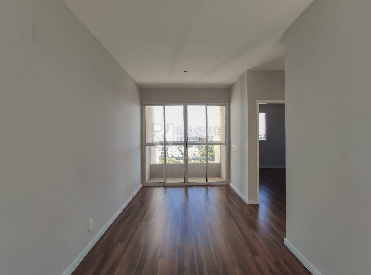 Apartamento para aluguel no bairro Vale das Esmeraldas: Sala 