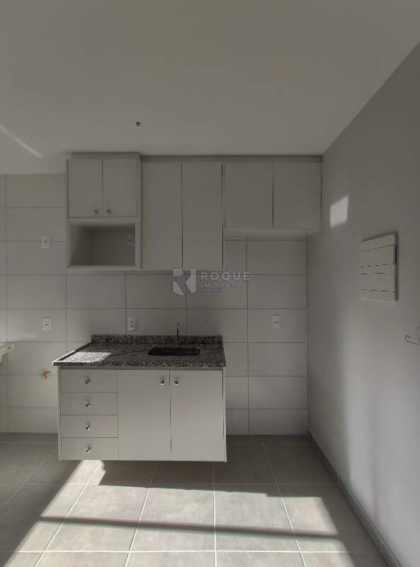 Apartamento para aluguel no bairro Vale das Esmeraldas: Cozinha 
