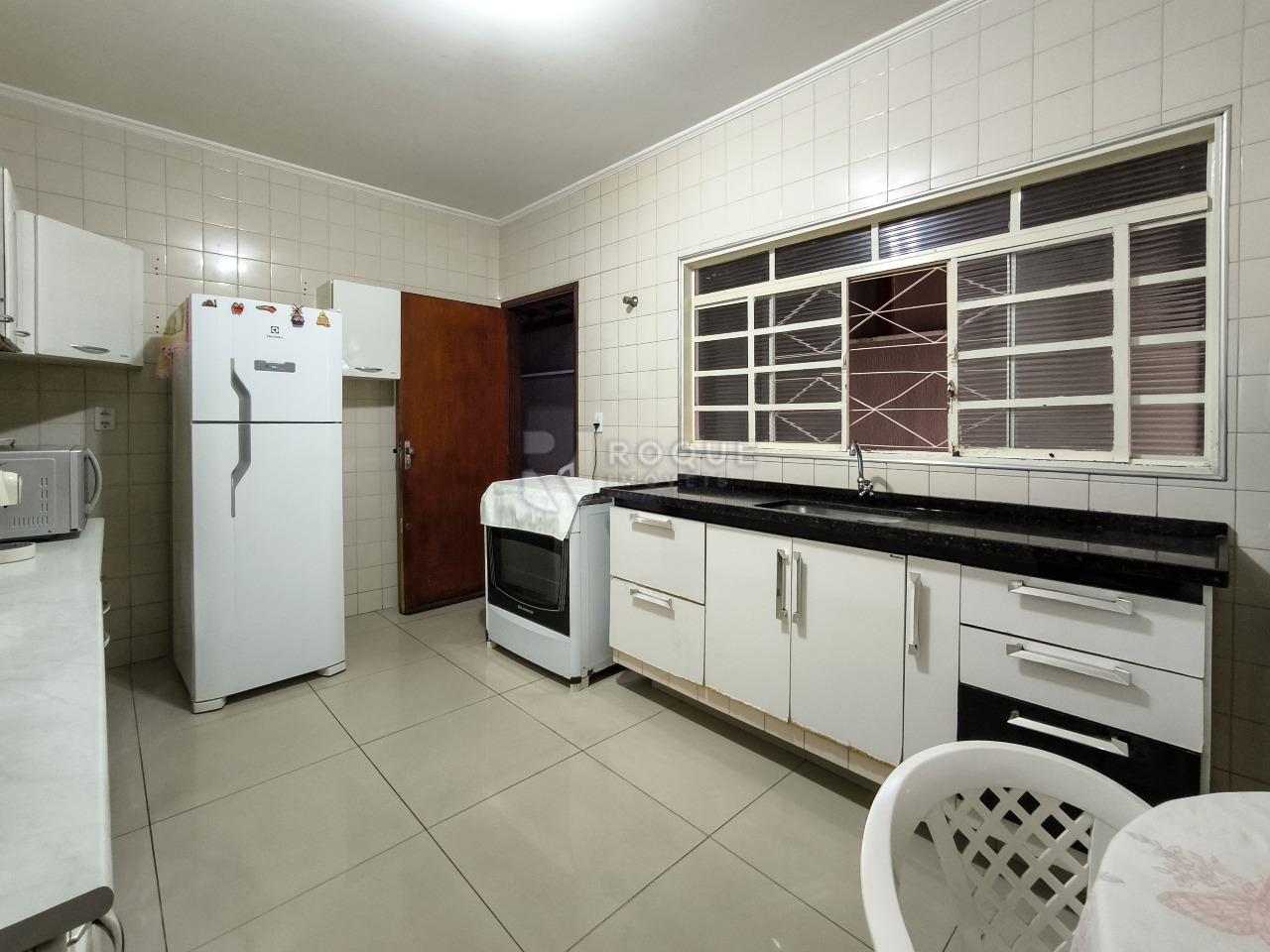 Casa Residencial à venda no bairro Jardim Caieira: COZINHA