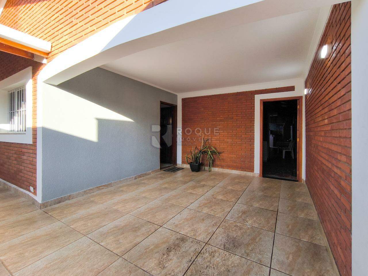 Casa Residencial à venda no bairro Jardim Caieira: GARAGEM