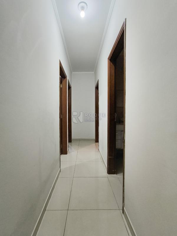 Casa Residencial à venda no bairro Jardim Caieira: CORREDOR INTERNO