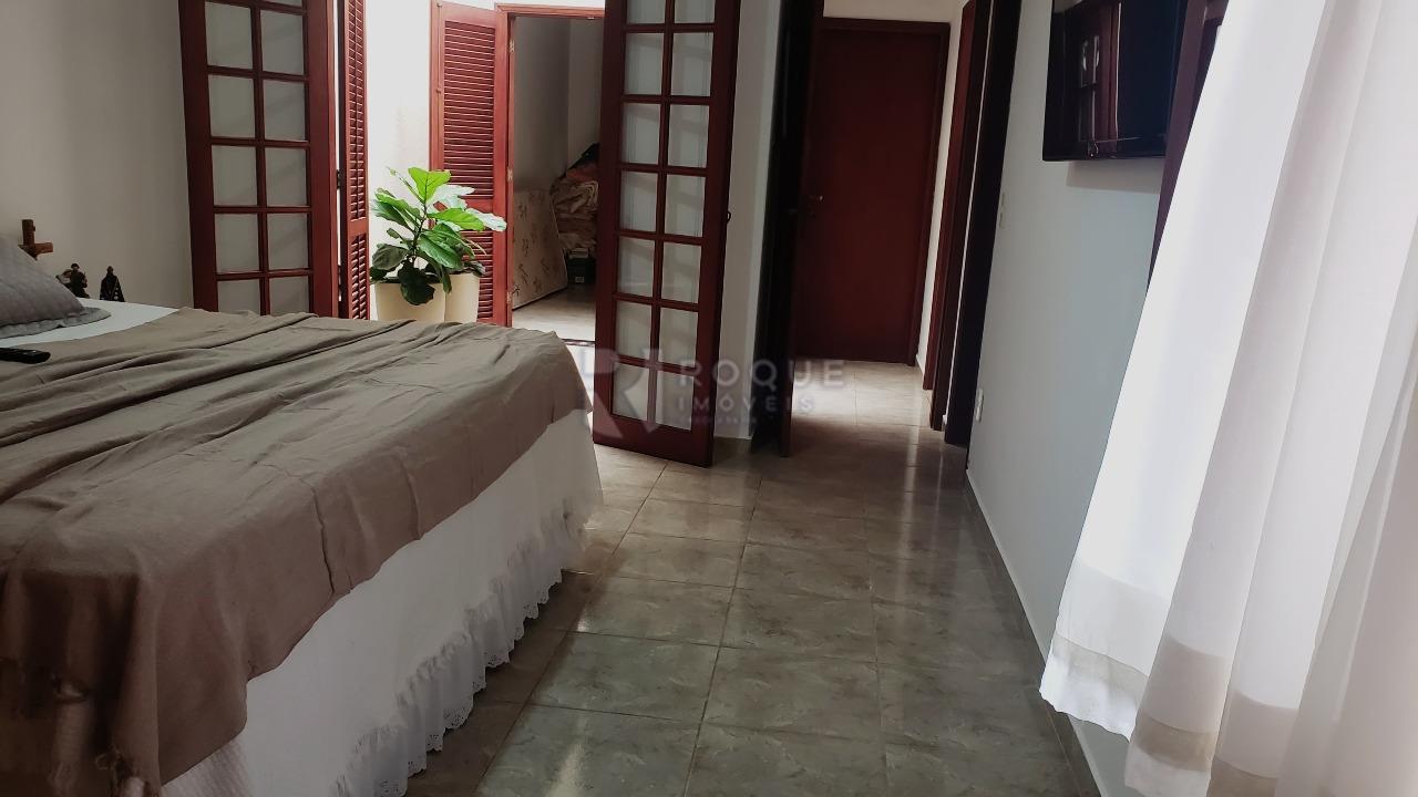 Casa Residencial à venda no bairro Jardim Residencial Village: 