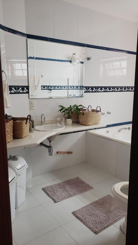 Casa Residencial à venda no bairro Jardim Residencial Village: 