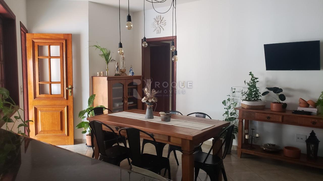 Casa Residencial à venda no bairro Jardim Residencial Village: 