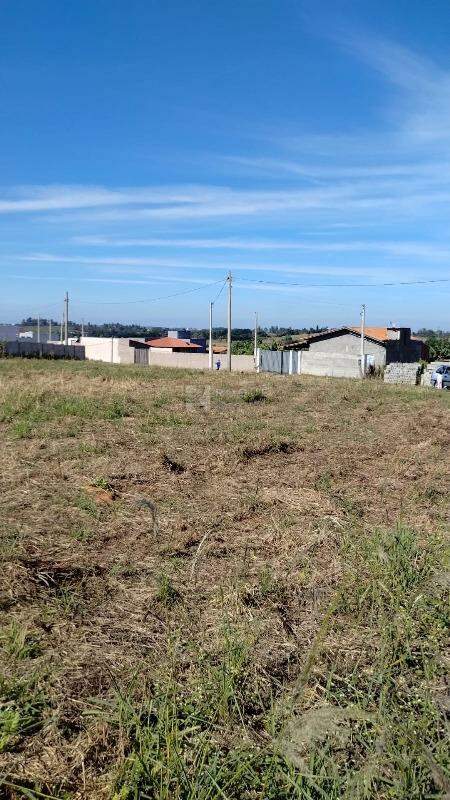 Terreno em condomínio à venda no bairro Bairro dos Pires: 