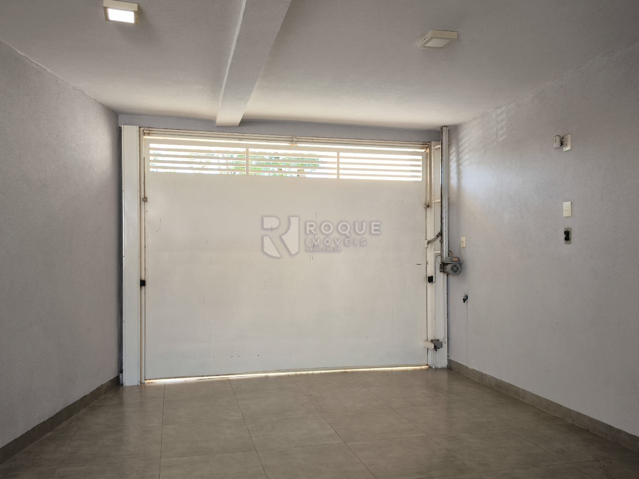 Casa Residencial à venda no bairro Jardim Bandeirantes: GARAGEM