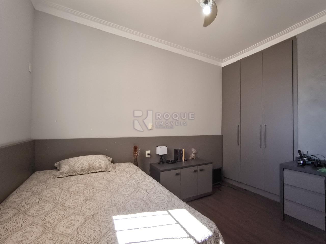 Casa Residencial à venda no bairro Jardim Bandeirantes: SUÍTE 2