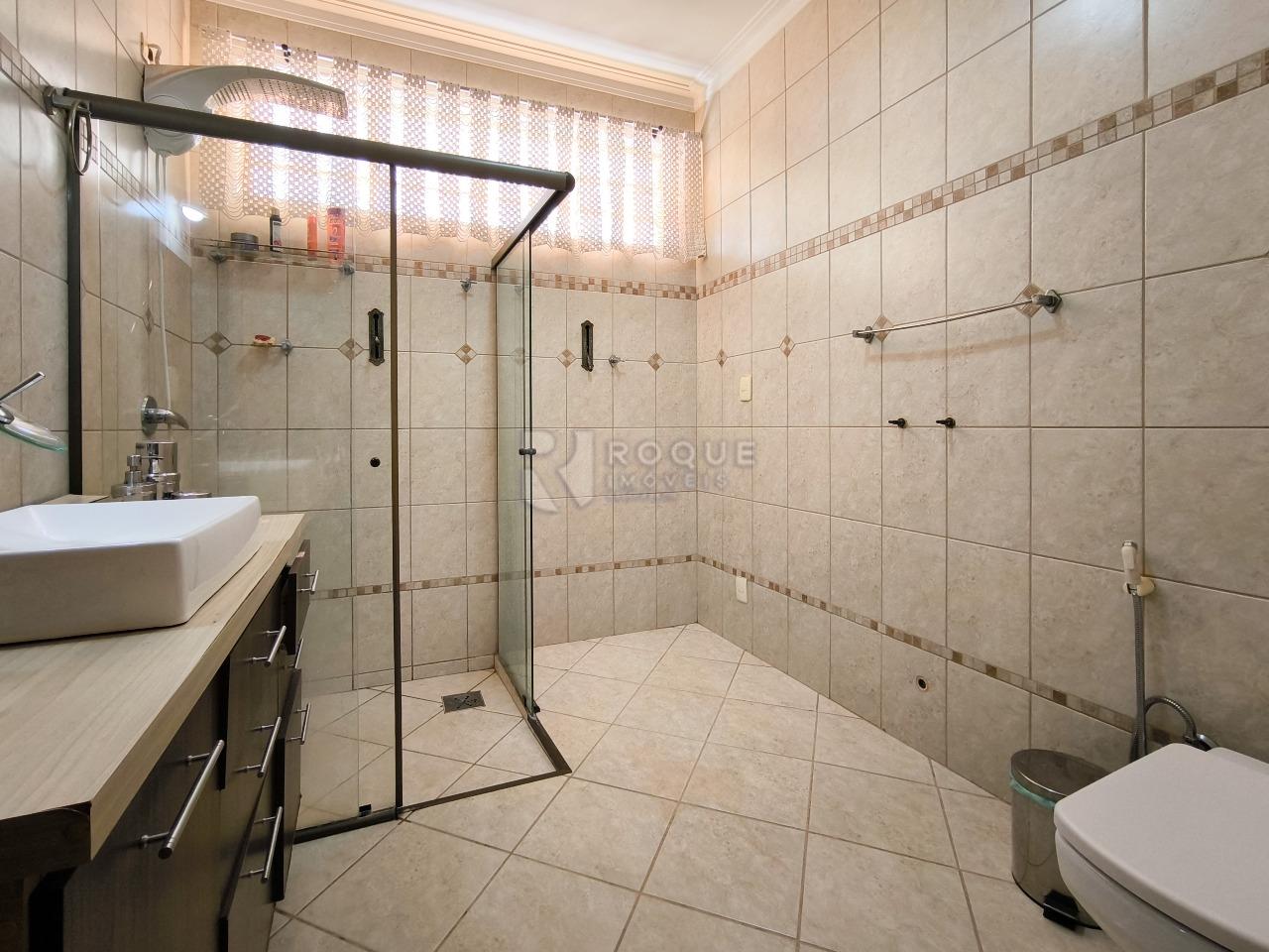 Casa Residencial à venda no bairro Jardim Bandeirantes: WC SUÍTE 3