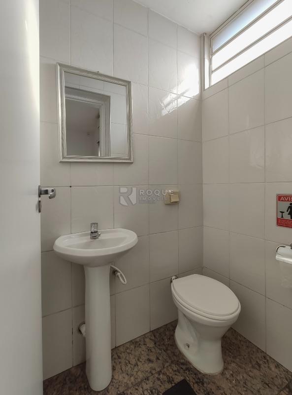 Salas/Conjuntos para aluguel no bairro Centro: WC social 1