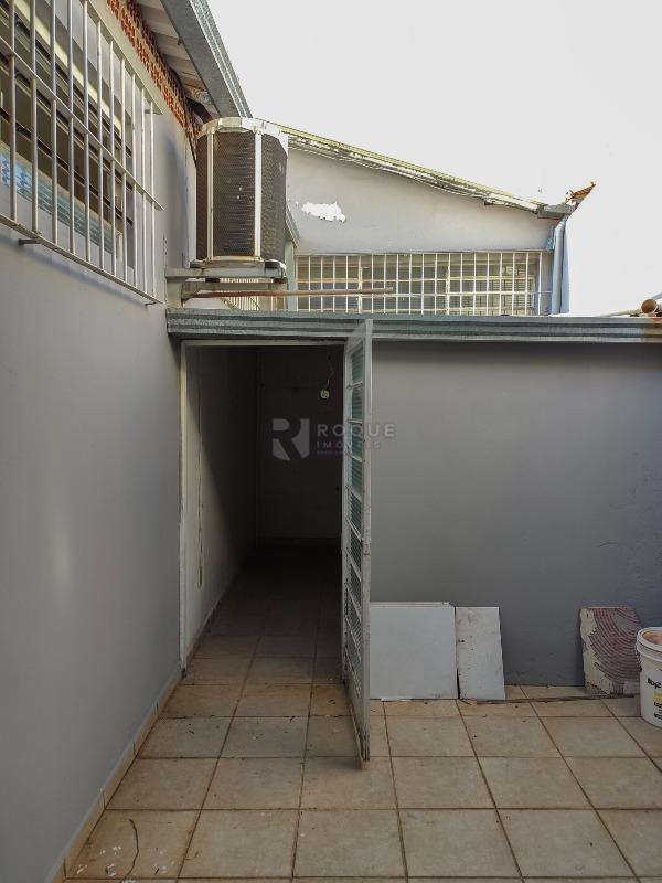 Salas/Conjuntos para aluguel no bairro Centro: Área externa / Despensa 