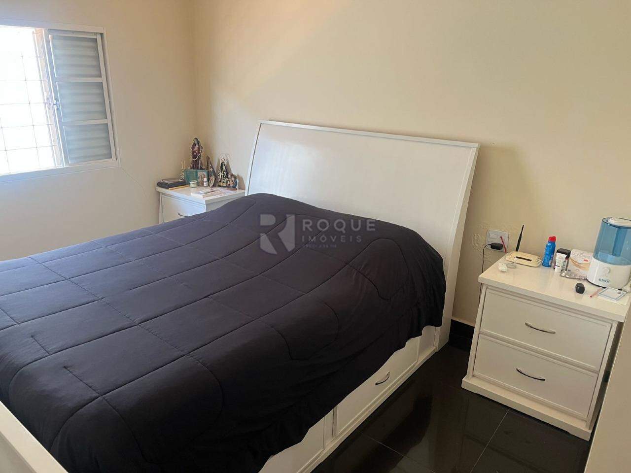 Casa Residencial à venda no bairro Vila Rosana: