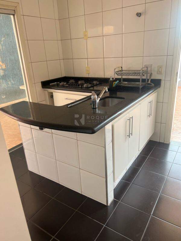 Casa Residencial à venda no bairro Vila Rosana: