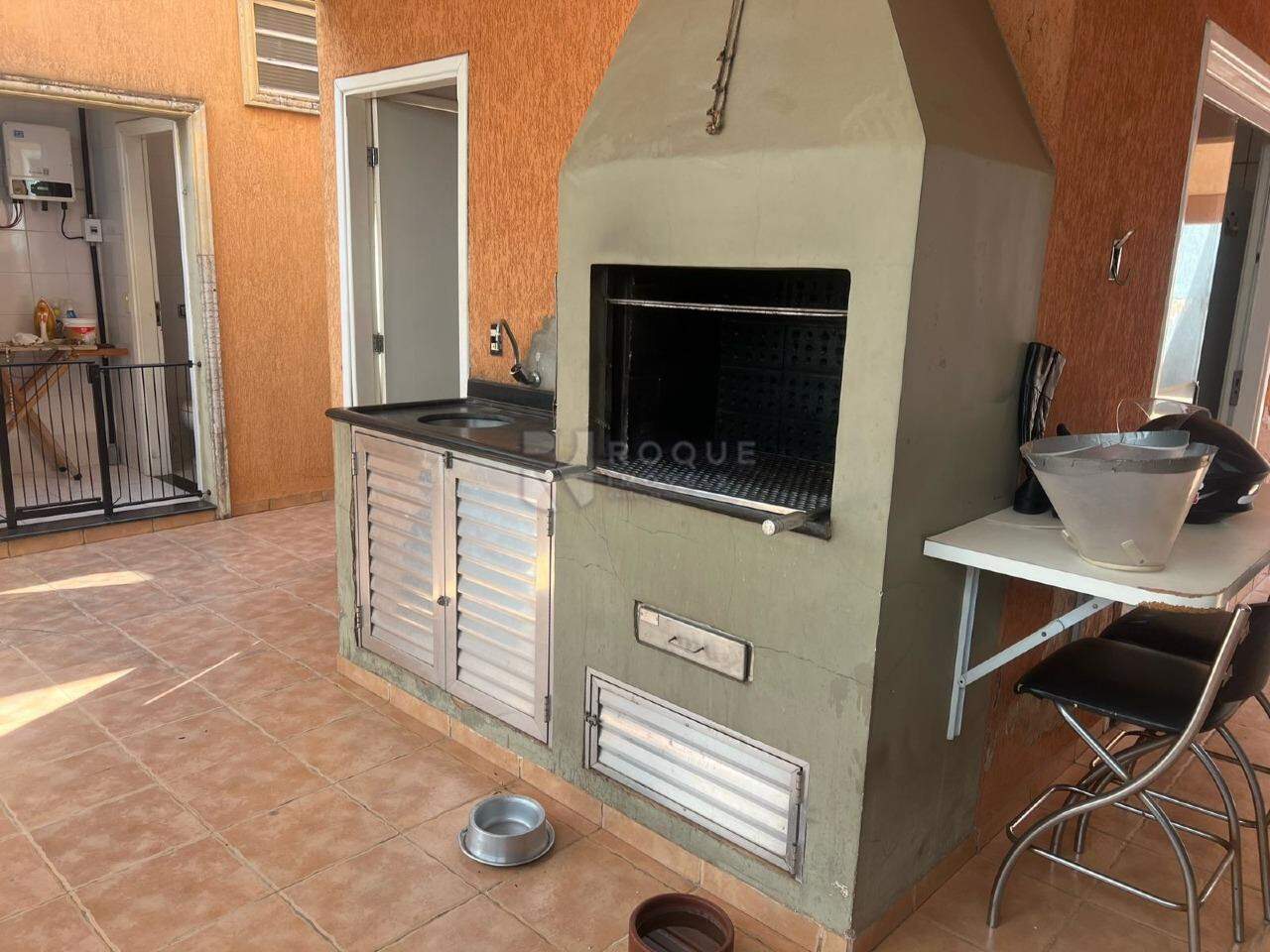 Casa Residencial à venda no bairro Vila Rosana: