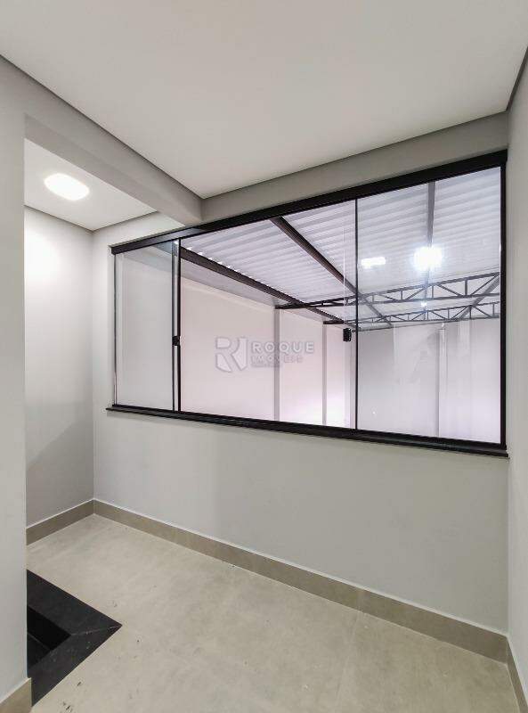 Barracão/Galpão para aluguel no bairro Jardim Residencial e Comercial Alto dos Laranjais: Hall segundo andar 