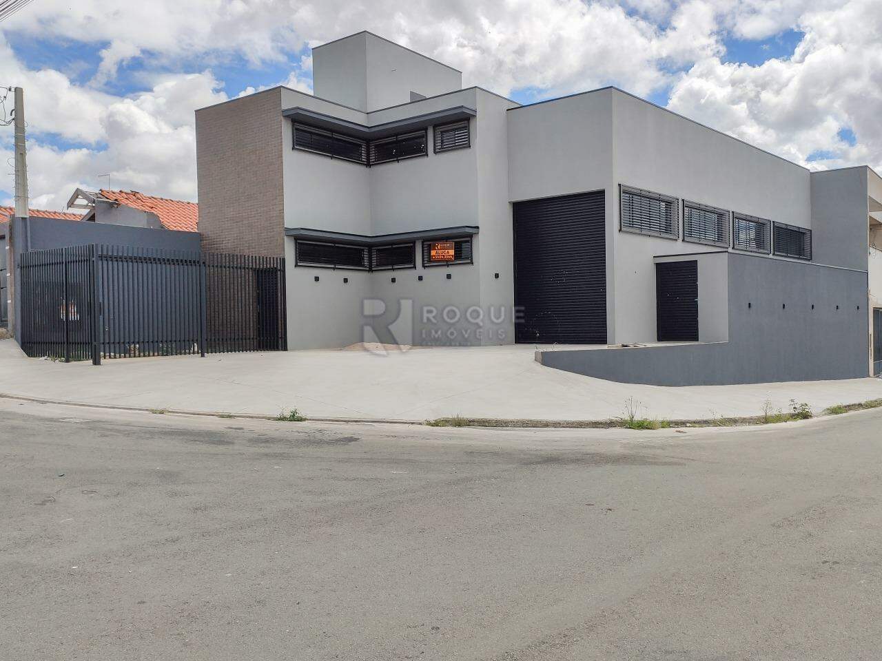 Barracão/Galpão para aluguel no bairro Jardim Residencial e Comercial Alto dos Laranjais: Fachada 