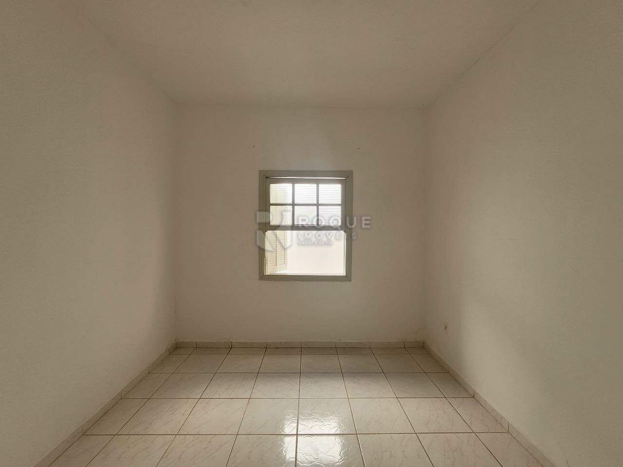 Casa Residencial para aluguel no bairro Centro: Dormitorio 01