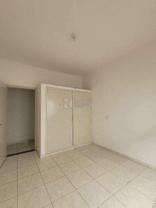 Casa Residencial para aluguel no bairro Centro: Dormitorio 02