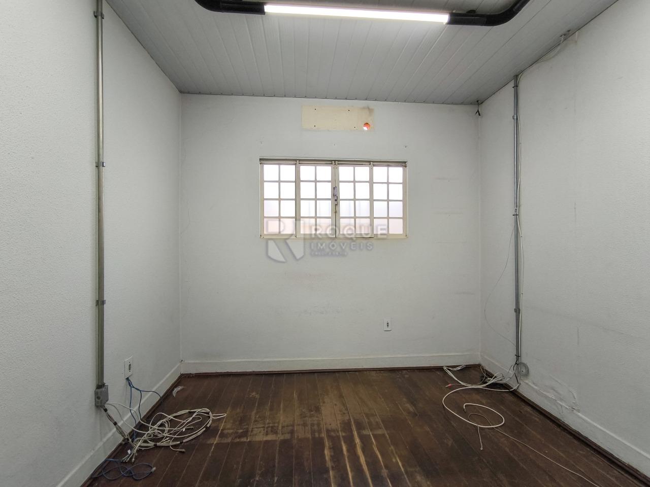 Casa Comercial à venda no bairro Boa Vista: SALA 3